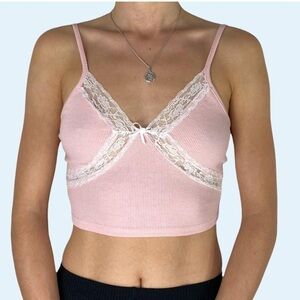 🆕ROMWE Pink Cami Top Chic With Delicate Lace Trim S🆕
